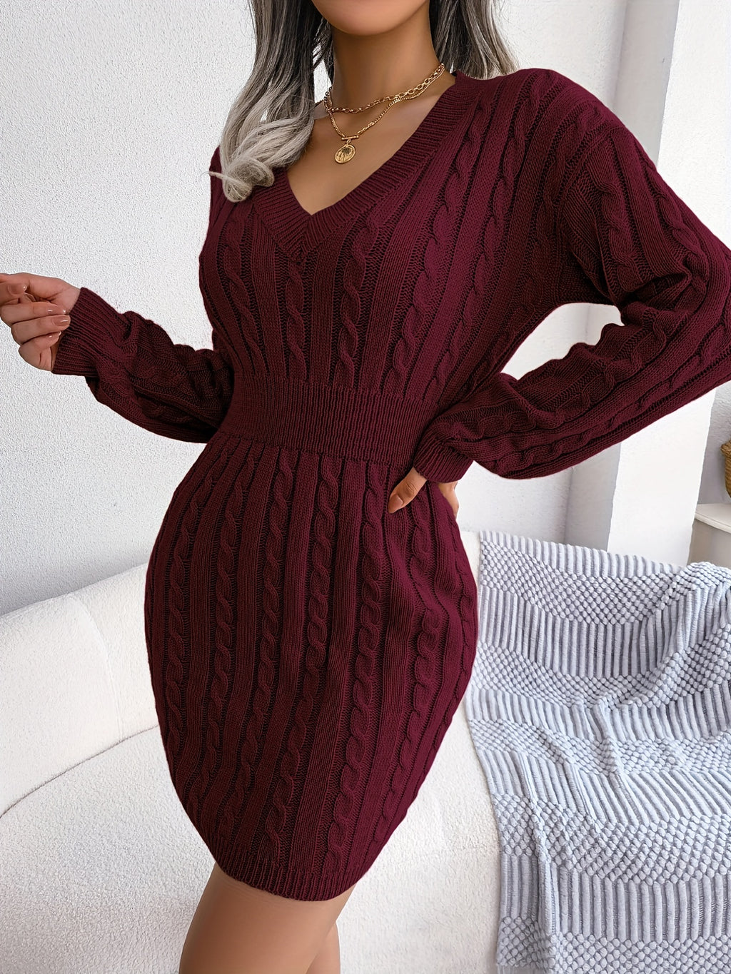 Vestido de malha com cintura torcida em cânhamo, de cor sólida, estilo hip